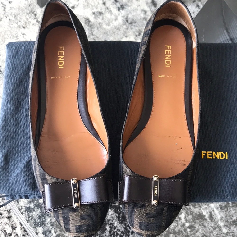 FENDI ZUCCA BOW-ACCENTED FLATS